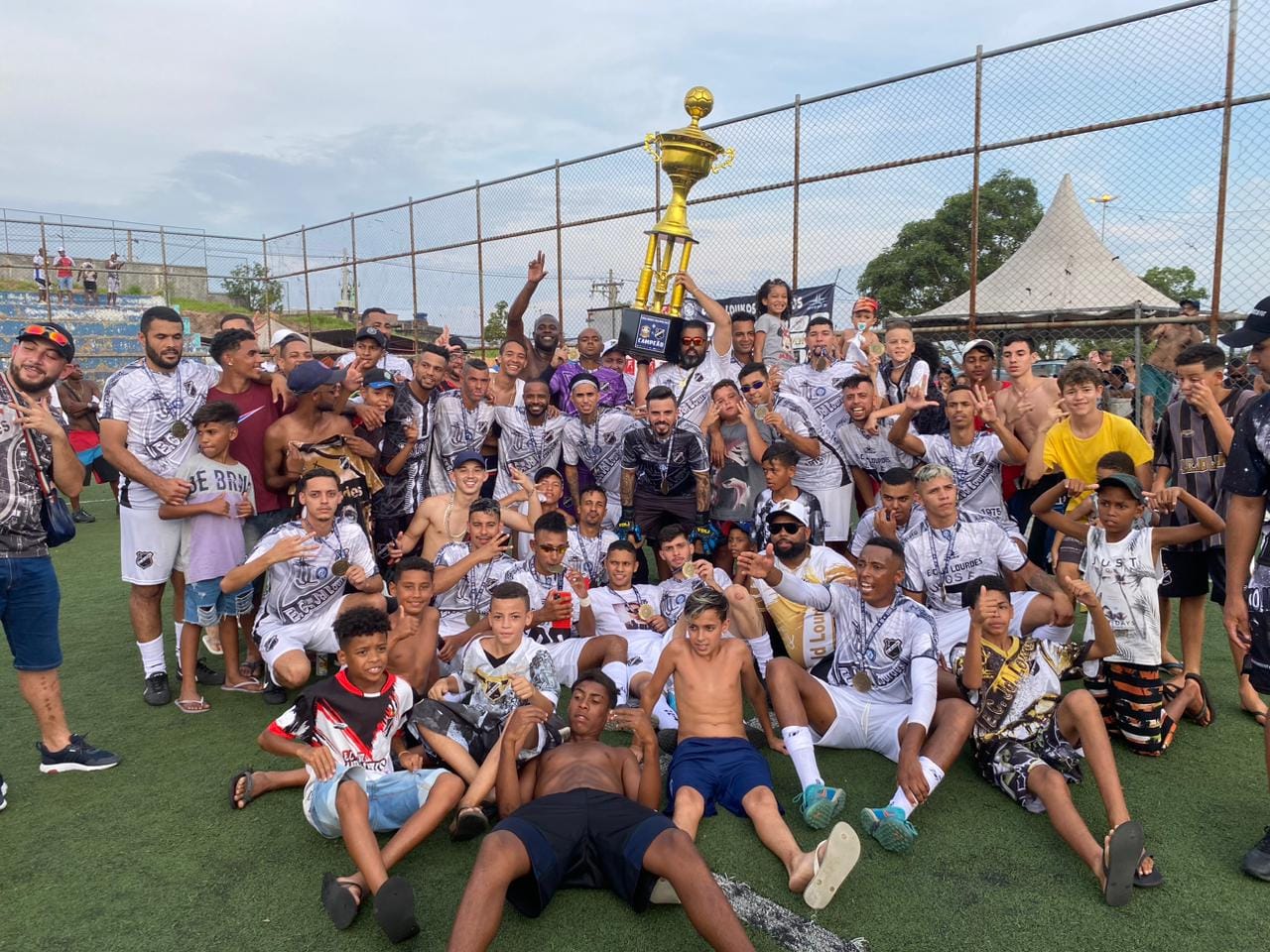 Elenco completo do E.C. Jd Lourdes, time de várzea da Vila Lourdes, Lajeado.